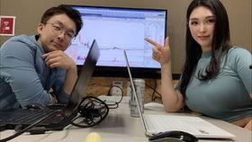 女主播mimi视频,Mimi女主播直播间的魅力瞬间